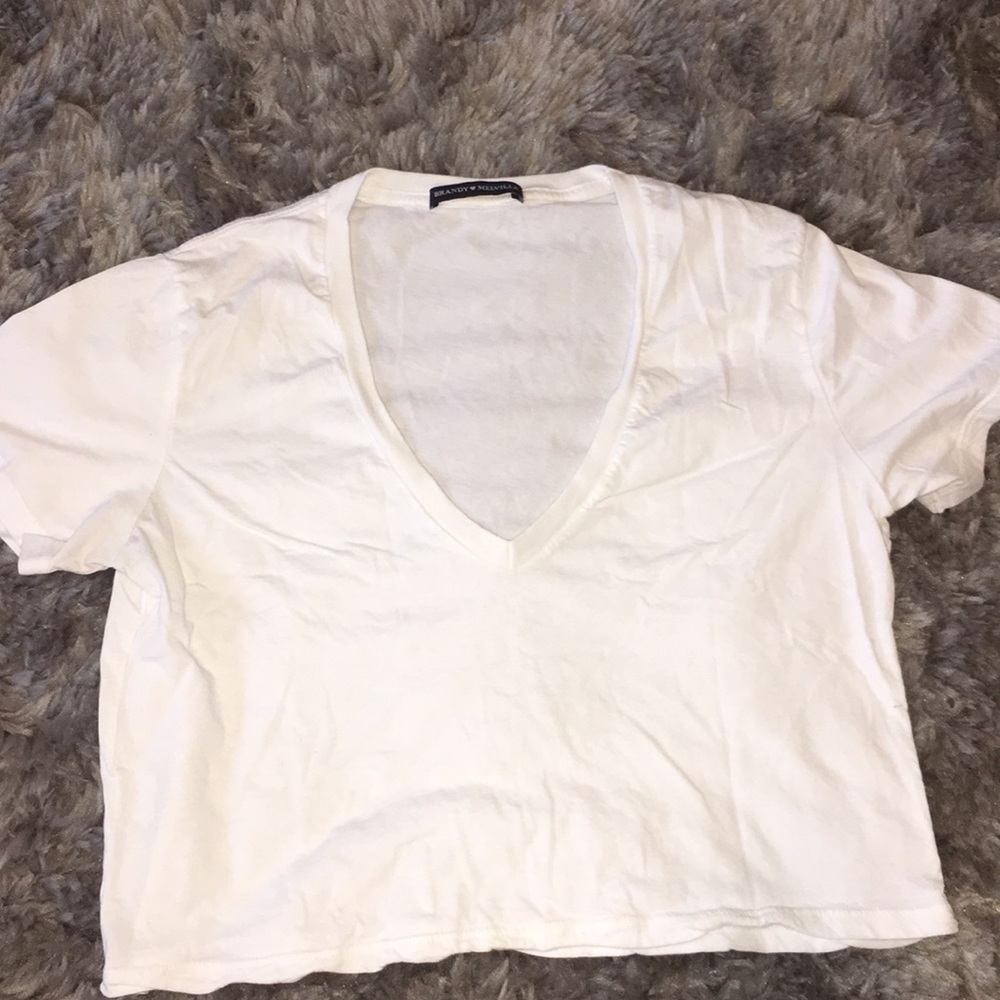 BRANDY MELVILLE TEE SHIRT